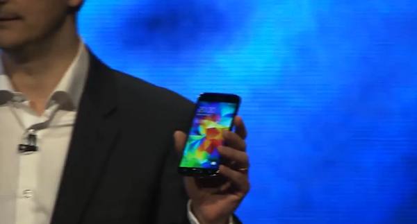 Samsung muestra Galaxy S5 en Mobile World Congress con Gear Fit