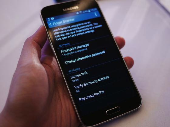 Paypal lanza el primer sistema de pago del mundo por Smartwatch integrado en Samsung